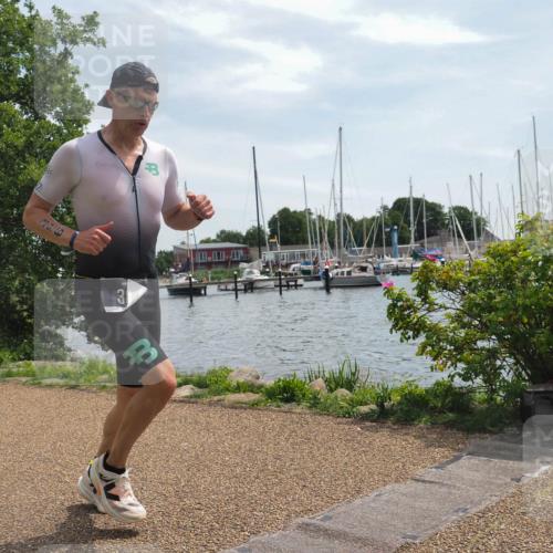 22.06.2025 - Viking Triathlon KatJ http://msf.ph/oto/8134512 22.06.2025 13:20:10 Laufen 386 meine-sportfotos.de