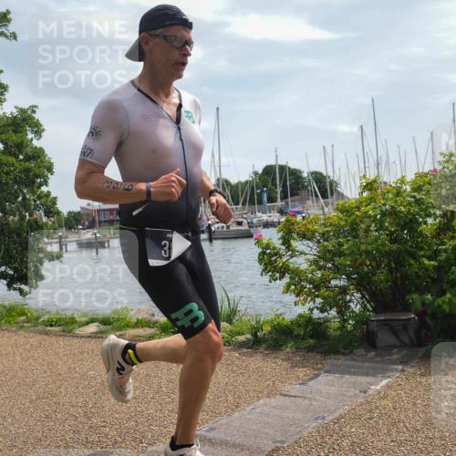 22.06.2025 - Viking Triathlon KatJ http://msf.ph/oto/8134520 22.06.2025 13:20:10 Laufen 386 meine-sportfotos.de