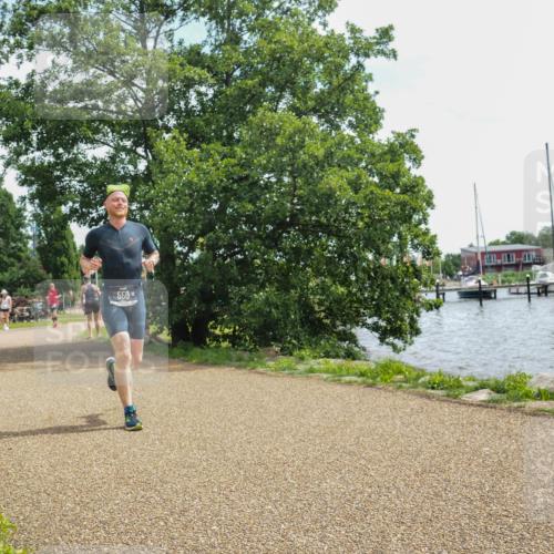 22.06.2025 - Viking Triathlon KatJ http://msf.ph/oto/8134546 22.06.2025 13:20:19 Laufen 550 meine-sportfotos.de