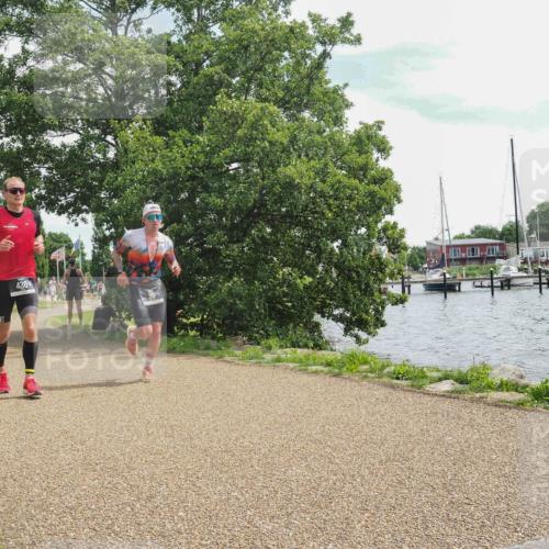 22.06.2025 - Viking Triathlon KatJ http://msf.ph/oto/8134595 22.06.2025 13:20:30 Laufen 90 meine-sportfotos.de