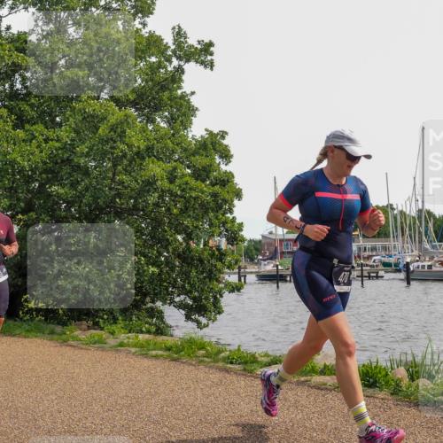22.06.2025 - Viking Triathlon KatJ http://msf.ph/oto/8135431 22.06.2025 14:23:36 Laufen 53, 465, 470 meine-sportfotos.de