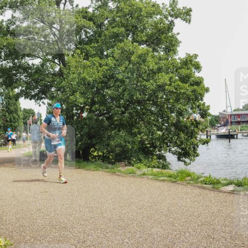 22.06.2025 - Viking Triathlon KatJ http://msf.ph/oto/8137727 22.06.2025 14:55:01 Laufen 324 meine-sportfotos.de