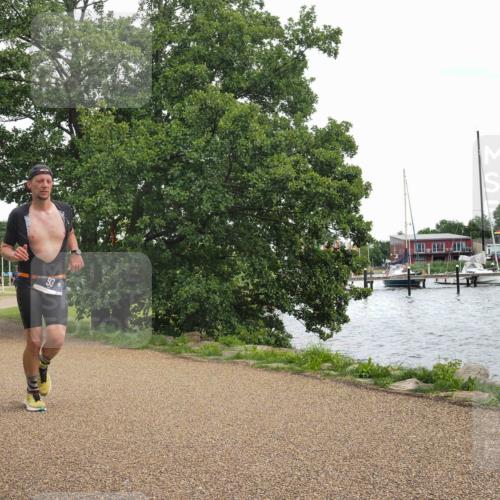 22.06.2025 - Viking Triathlon KatJ http://msf.ph/oto/8138174 22.06.2025 15:00:59 Laufen 93, 511 meine-sportfotos.de