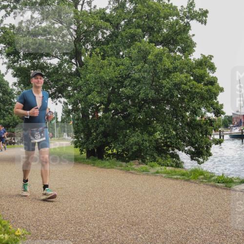 22.06.2025 - Viking Triathlon KatJ http://msf.ph/oto/8138196 22.06.2025 15:01:07 Laufen 213 meine-sportfotos.de