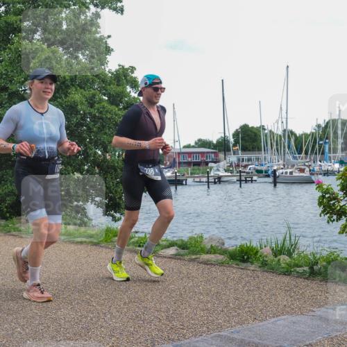 22.06.2025 - Viking Triathlon KatJ http://msf.ph/oto/8138302 22.06.2025 15:02:49 Laufen 115, 238, 471 meine-sportfotos.de