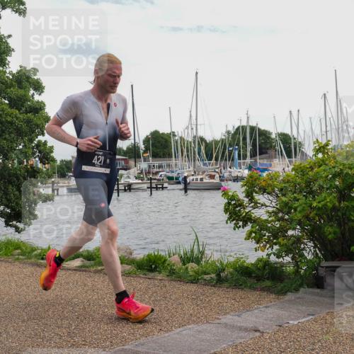 22.06.2025 - Viking Triathlon KatJ http://msf.ph/oto/8138316 22.06.2025 15:03:00 Laufen 182, 421 meine-sportfotos.de