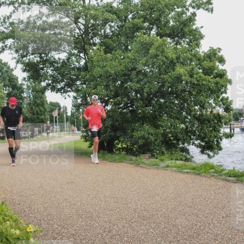 22.06.2025 - Viking Triathlon KatJ http://msf.ph/oto/8138319 22.06.2025 15:03:08 Laufen 548, 644 meine-sportfotos.de