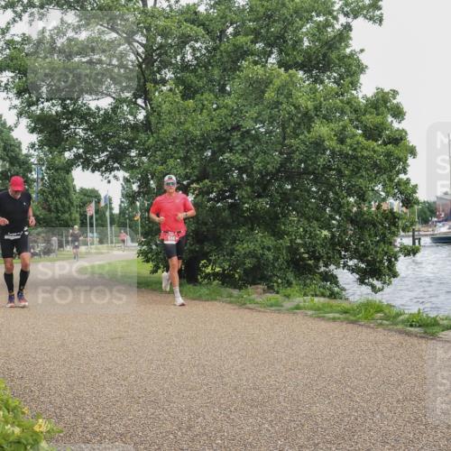 22.06.2025 - Viking Triathlon KatJ http://msf.ph/oto/8138320 22.06.2025 15:03:08 Laufen 548, 644 meine-sportfotos.de
