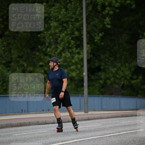 29.06.2025 - hella hamburg halbmarathon Dr. Thomas Lammeyer http://msf.ph/oto/8138369 29.06.2025 09:01:39 Kennedybrücke  meine-sportfotos.de