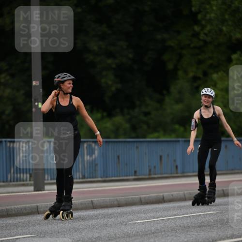 29.06.2025 - hella hamburg halbmarathon Dr. Thomas Lammeyer http://msf.ph/oto/8138670 29.06.2025 09:02:29 Kennedybrücke  meine-sportfotos.de