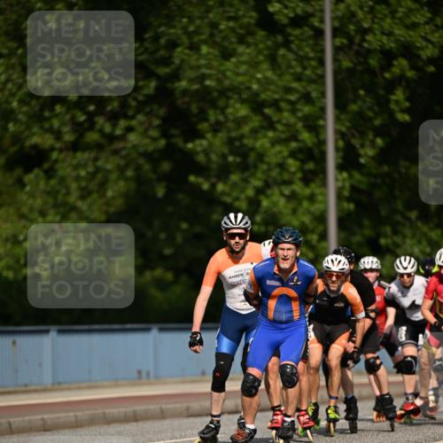 29.06.2025 - hella hamburg halbmarathon Dr. Thomas Lammeyer http://msf.ph/oto/8139181 29.06.2025 08:55:51 Kennedybrücke  meine-sportfotos.de