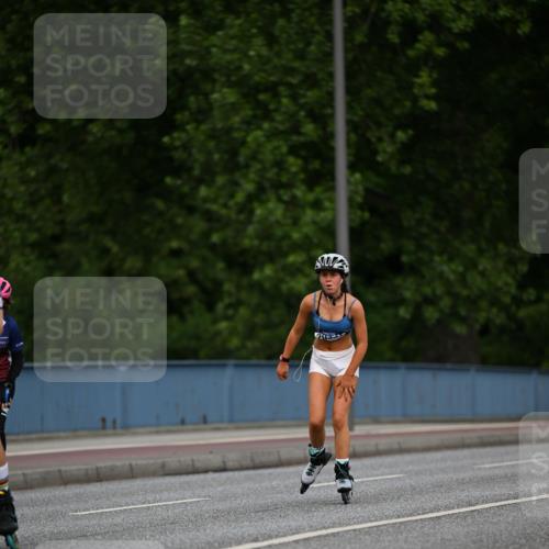 29.06.2025 - hella hamburg halbmarathon Dr. Thomas Lammeyer http://msf.ph/oto/8139227 29.06.2025 09:04:52 Kennedybrücke  meine-sportfotos.de
