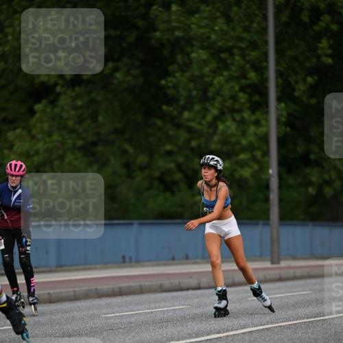 29.06.2025 - hella hamburg halbmarathon Dr. Thomas Lammeyer http://msf.ph/oto/8139230 29.06.2025 09:04:53 Kennedybrücke  meine-sportfotos.de