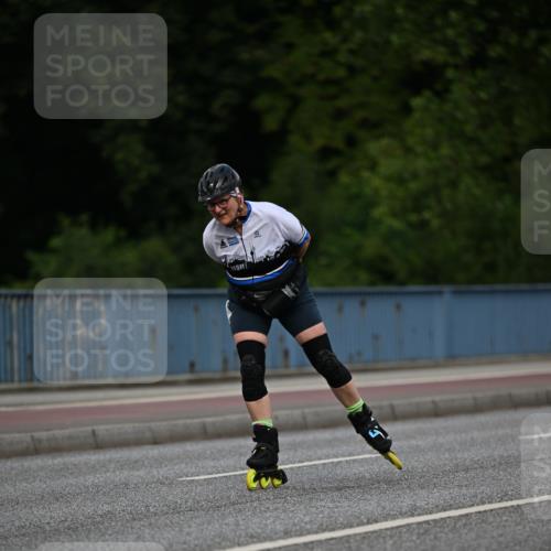 29.06.2025 - hella hamburg halbmarathon Dr. Thomas Lammeyer http://msf.ph/oto/8139333 29.06.2025 09:05:00 Kennedybrücke  meine-sportfotos.de