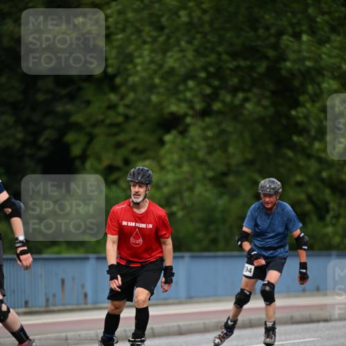 29.06.2025 - hella hamburg halbmarathon Dr. Thomas Lammeyer http://msf.ph/oto/8139339 29.06.2025 09:05:07 Kennedybrücke  meine-sportfotos.de