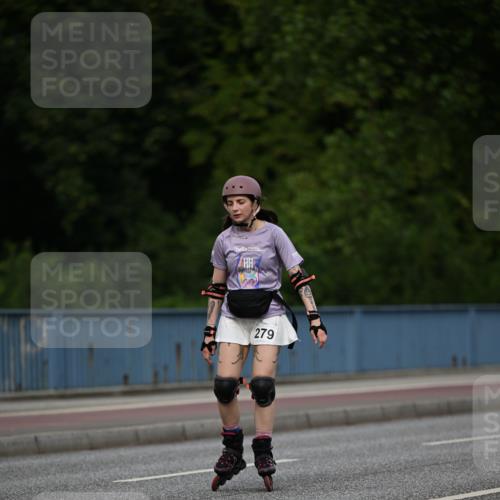 29.06.2025 - hella hamburg halbmarathon Dr. Thomas Lammeyer http://msf.ph/oto/8139351 29.06.2025 09:05:11 Kennedybrücke  meine-sportfotos.de
