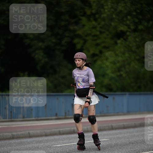 29.06.2025 - hella hamburg halbmarathon Dr. Thomas Lammeyer http://msf.ph/oto/8139352 29.06.2025 09:05:11 Kennedybrücke  meine-sportfotos.de