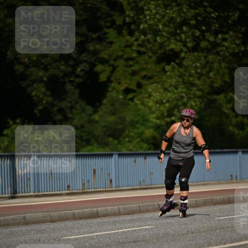 29.06.2025 - hella hamburg halbmarathon Dr. Thomas Lammeyer http://msf.ph/oto/8139363 29.06.2025 09:05:26 Kennedybrücke  meine-sportfotos.de