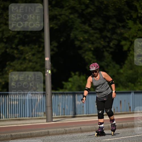 29.06.2025 - hella hamburg halbmarathon Dr. Thomas Lammeyer http://msf.ph/oto/8139370 29.06.2025 09:05:27 Kennedybrücke  meine-sportfotos.de