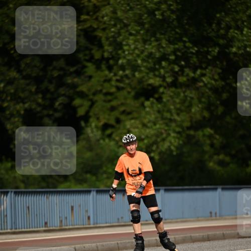 29.06.2025 - hella hamburg halbmarathon Dr. Thomas Lammeyer http://msf.ph/oto/8139372 29.06.2025 09:05:36 Kennedybrücke  meine-sportfotos.de