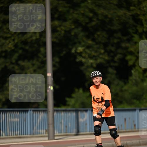 29.06.2025 - hella hamburg halbmarathon Dr. Thomas Lammeyer http://msf.ph/oto/8139385 29.06.2025 09:05:38 Kennedybrücke  meine-sportfotos.de