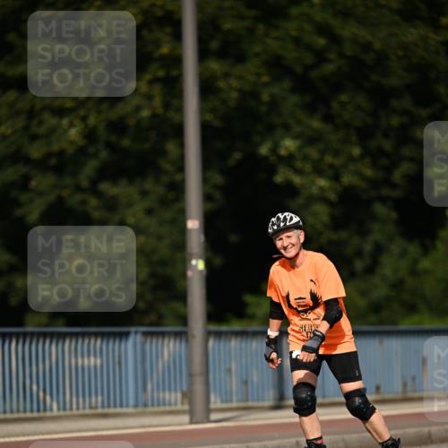 29.06.2025 - hella hamburg halbmarathon Dr. Thomas Lammeyer http://msf.ph/oto/8139387 29.06.2025 09:05:38 Kennedybrücke  meine-sportfotos.de