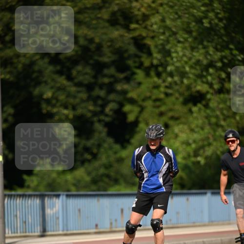 29.06.2025 - hella hamburg halbmarathon Dr. Thomas Lammeyer http://msf.ph/oto/8139468 29.06.2025 09:05:41 Kennedybrücke  meine-sportfotos.de