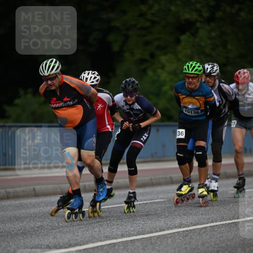 29.06.2025 - hella hamburg halbmarathon Dr. Thomas Lammeyer http://msf.ph/oto/8139503 29.06.2025 08:57:17 Kennedybrücke  meine-sportfotos.de
