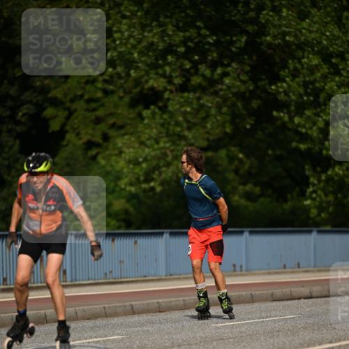 29.06.2025 - hella hamburg halbmarathon Dr. Thomas Lammeyer http://msf.ph/oto/8139526 29.06.2025 09:05:44 Kennedybrücke  meine-sportfotos.de