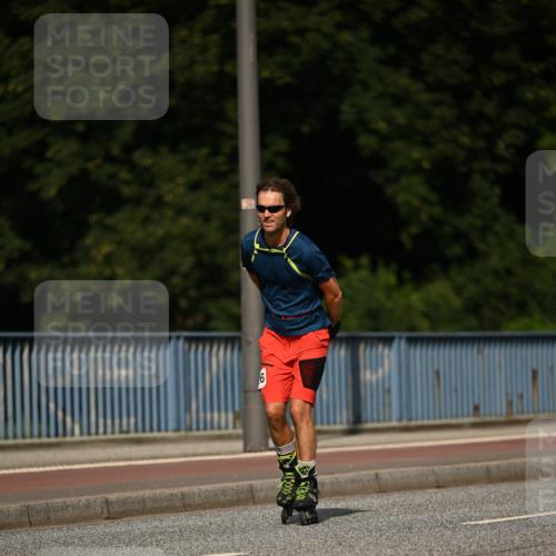 29.06.2025 - hella hamburg halbmarathon Dr. Thomas Lammeyer http://msf.ph/oto/8139557 29.06.2025 09:05:46 Kennedybrücke  meine-sportfotos.de