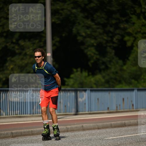29.06.2025 - hella hamburg halbmarathon Dr. Thomas Lammeyer http://msf.ph/oto/8139560 29.06.2025 09:05:46 Kennedybrücke  meine-sportfotos.de