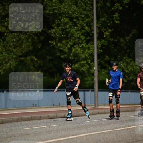 29.06.2025 - hella hamburg halbmarathon Dr. Thomas Lammeyer http://msf.ph/oto/8139563 29.06.2025 09:05:47 Kennedybrücke  meine-sportfotos.de