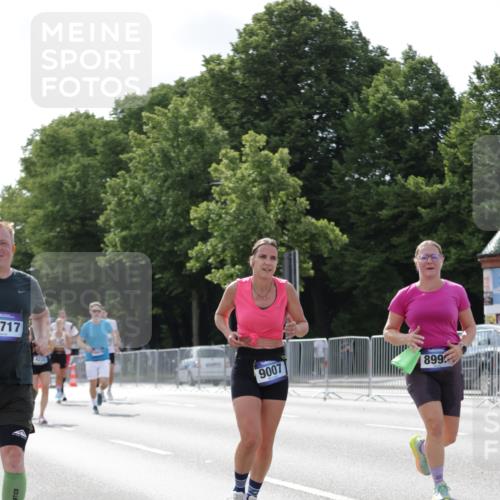 29.06.2025 - hella hamburg halbmarathon Jannik Wohlers http://msf.ph/oto/8139649 29.06.2025 10:04:46 Lombardsbrücke 1863, 2424, 3071, 3413, 3578, 4220, 6059, 6907, 6908, 7302, 7826, 8089, 8999, 9007, 9075, 9165, 11595, 13327, 13717, 14203, 16478, 16847, 17112, 17707, 17818, 18189, 18616, 18617, 19034 meine-sportfotos.de