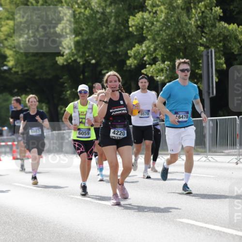 29.06.2025 - hella hamburg halbmarathon Jannik Wohlers http://msf.ph/oto/8139685 29.06.2025 10:04:49 Lombardsbrücke 1863, 2288, 2424, 3071, 3413, 3578, 4220, 6059, 6907, 6908, 7826, 8089, 8999, 9007, 9075, 9165, 9559, 9680, 10694, 12557, 13221, 13327, 13717, 14203, 16478, 16847, 17707, 18189, 18616, 18617, 19034 meine-sportfotos.de