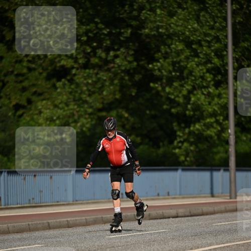 29.06.2025 - hella hamburg halbmarathon Dr. Thomas Lammeyer http://msf.ph/oto/8139732 29.06.2025 09:05:53 Kennedybrücke  meine-sportfotos.de