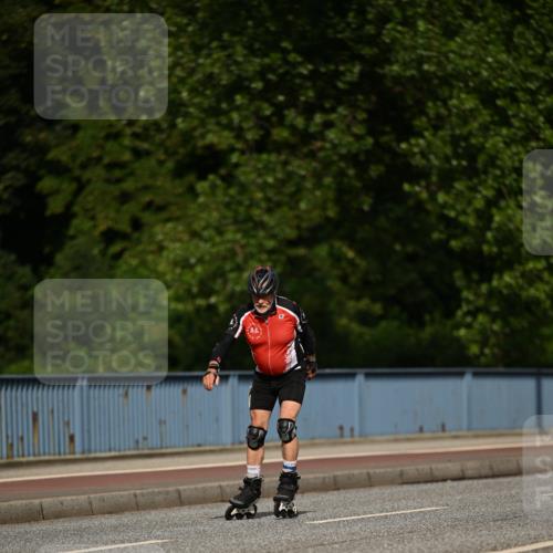 29.06.2025 - hella hamburg halbmarathon Dr. Thomas Lammeyer http://msf.ph/oto/8139750 29.06.2025 09:05:53 Kennedybrücke  meine-sportfotos.de