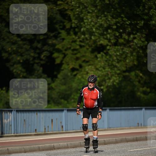 29.06.2025 - hella hamburg halbmarathon Dr. Thomas Lammeyer http://msf.ph/oto/8139767 29.06.2025 09:05:53 Kennedybrücke  meine-sportfotos.de