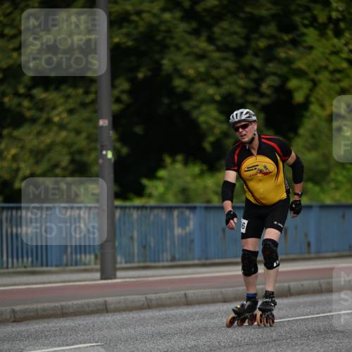 29.06.2025 - hella hamburg halbmarathon Dr. Thomas Lammeyer http://msf.ph/oto/8139873 29.06.2025 08:57:46 Kennedybrücke  meine-sportfotos.de