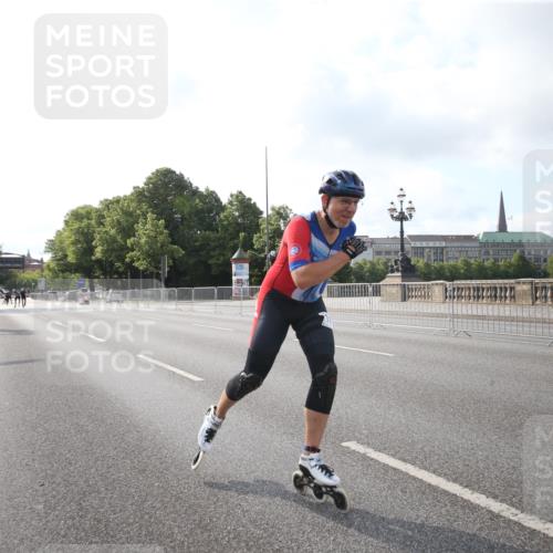 29.06.2025 - hella hamburg halbmarathon Jannik Wohlers http://msf.ph/oto/8139949 29.06.2025 08:55:45 Lombardsbrücke  meine-sportfotos.de