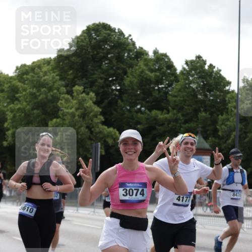 29.06.2025 - hella hamburg halbmarathon Jannik Wohlers http://msf.ph/oto/8139964 29.06.2025 10:42:49 Lombardsbrücke 1149, 1155, 1467, 1788, 1816, 1878, 2103, 2158, 2267, 2361, 2971, 3074, 3238, 3329, 3518, 3638, 4056, 4177, 4302, 4680, 5268, 5610, 5720, 5755, 5967, 7043, 7461, 7872, 8184, 8435, 8795, 8991, 9072, 9644, 9976, 10180, 10536, 11093, 11443, 11649, 11671, 11969, 12485, 12603, 13417, 13526, 13676, 13684, 13685, 13786, 13852, 15246, 15509, 15514, 15717, 16055, 16263, 16264, 16789, 16840, 17921, 18434, 18435, 18540, 18898, 19031, 19115 meine-sportfotos.de