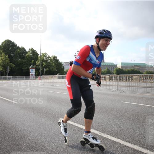 29.06.2025 - hella hamburg halbmarathon Jannik Wohlers http://msf.ph/oto/8139965 29.06.2025 08:55:45 Lombardsbrücke  meine-sportfotos.de
