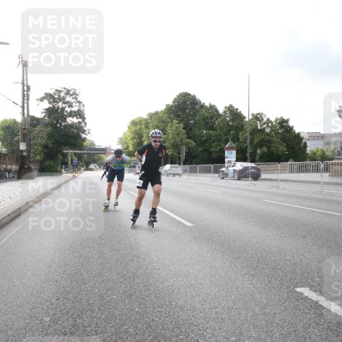 29.06.2025 - hella hamburg halbmarathon Jannik Wohlers http://msf.ph/oto/8139988 29.06.2025 08:55:52 Lombardsbrücke  meine-sportfotos.de