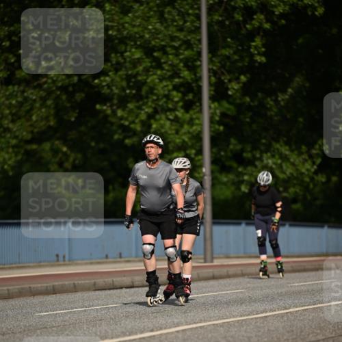 29.06.2025 - hella hamburg halbmarathon Dr. Thomas Lammeyer http://msf.ph/oto/8139995 29.06.2025 09:06:09 Kennedybrücke  meine-sportfotos.de