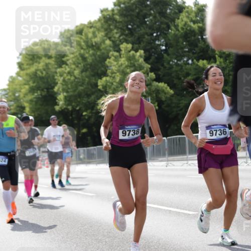 29.06.2025 - hella hamburg halbmarathon Jannik Wohlers http://msf.ph/oto/8140076 29.06.2025 10:05:11 Lombardsbrücke 1936, 1981, 2298, 2624, 3461, 3929, 4014, 4782, 5073, 9339, 9736, 9737, 9738, 9917, 10343, 10791, 10998, 11784, 11873, 11958, 14465, 14642, 16092, 16546, 17731, 17740, 19248 meine-sportfotos.de
