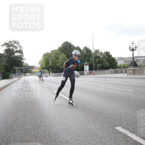 29.06.2025 - hella hamburg halbmarathon Jannik Wohlers http://msf.ph/oto/8140083 29.06.2025 08:55:55 Lombardsbrücke  meine-sportfotos.de