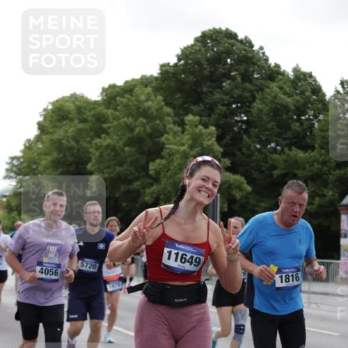 29.06.2025 - hella hamburg halbmarathon Jannik Wohlers http://msf.ph/oto/8140134 29.06.2025 10:42:57 Lombardsbrücke 1155, 1816, 1878, 3238, 3329, 3638, 4056, 4177, 4302, 4367, 4680, 5370, 5610, 5720, 6012, 6440, 7461, 7872, 7926, 8135, 8408, 8435, 9639, 9641, 9976, 10536, 11093, 11279, 11649, 11969, 12603, 12654, 13526, 13684, 13685, 13748, 13786, 13852, 14528, 14890, 15509, 15514, 15717, 16055, 16358, 16560, 16840, 17143, 18497, 19031, 19043, 19141 meine-sportfotos.de