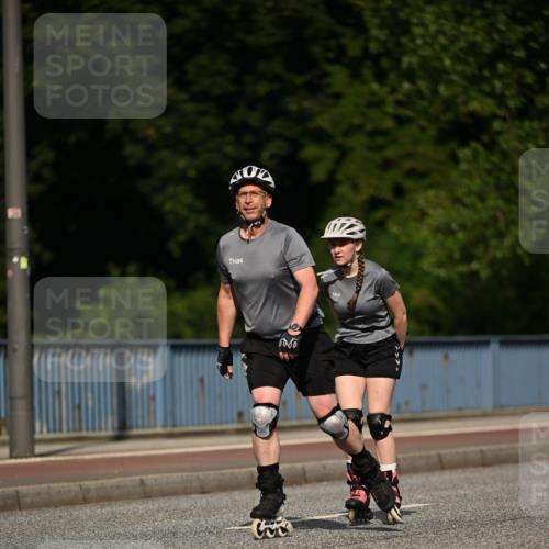 29.06.2025 - hella hamburg halbmarathon Dr. Thomas Lammeyer http://msf.ph/oto/8140227 29.06.2025 09:06:11 Kennedybrücke  meine-sportfotos.de