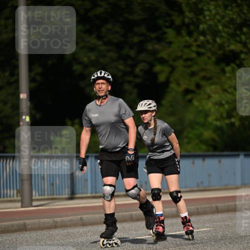 29.06.2025 - hella hamburg halbmarathon Dr. Thomas Lammeyer http://msf.ph/oto/8140233 29.06.2025 09:06:11 Kennedybrücke  meine-sportfotos.de