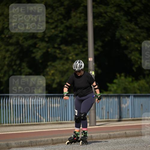 29.06.2025 - hella hamburg halbmarathon Dr. Thomas Lammeyer http://msf.ph/oto/8140273 29.06.2025 09:06:14 Kennedybrücke  meine-sportfotos.de