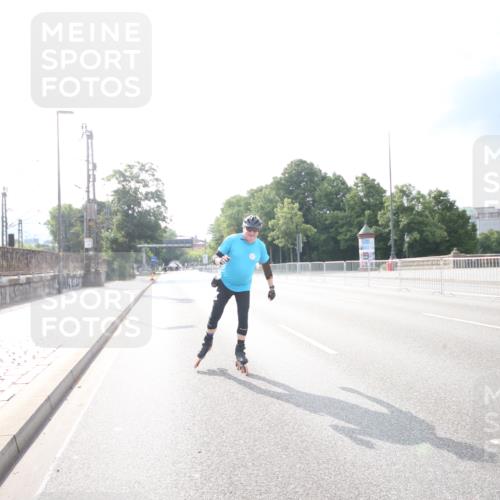 29.06.2025 - hella hamburg halbmarathon Jannik Wohlers http://msf.ph/oto/8140339 29.06.2025 08:58:23 Lombardsbrücke  meine-sportfotos.de